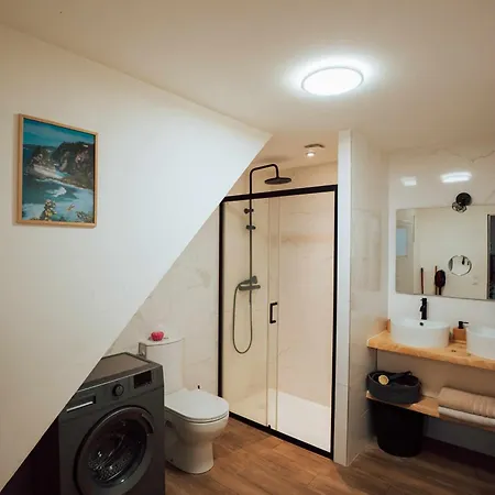 Apartment Ancien Cloitre Renove - Hyper Centre - T2 De 50m2 *