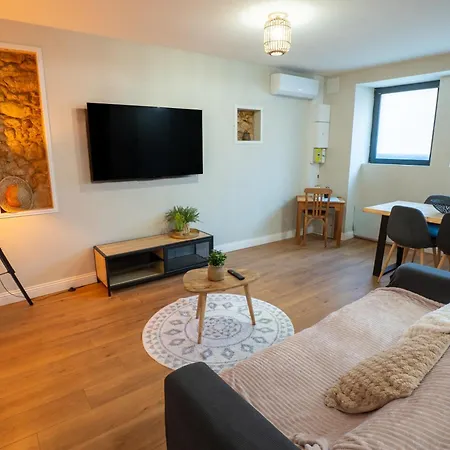 Ancien Cloitre Renove - Hyper Centre - T2 De 50m2 Apartment *